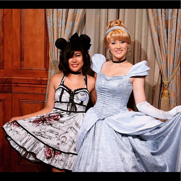 Hot Topic Dresses & Skirts - Tea party dress